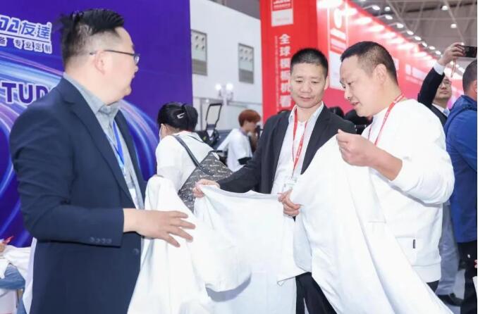 以拼抢实 保“双过半” | 半年准备展会活动12个，，，，会展集团提前交出“半年考”精彩答卷-下层动态-武汉城投集团 